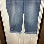Nine West Jeans Light/Medium Wash Cropped Capri Jeans size 20W Photo 4