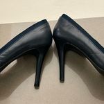 Nine West Heels! Elegant Dark Blue/Black Women's Heels Absolutely beautiful! 8 M Photo 3