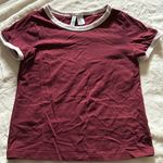 Divided burgundy tee Photo 0