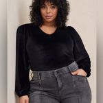 Torrid Stretch Velvet V-Neck Long Sleeve Bodysuit in Deep Black Size 3 3X 22-24 Photo 4