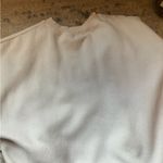 Princess Polly crewneck Photo 2