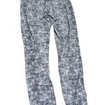 Buffbunny  jasmine joggers black and white in hustle print Photo 1