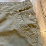 The North Face  Cropped Cargo Hiking Outdoor Nylon Pants Khaki Beige Sz 4 Photo 2