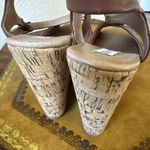 Steve Madden Women's Cognac Leather Korkey Wedge Sandal US 10 Photo 4