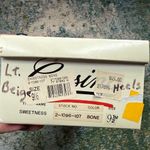 Vintage NOS Corsina embroidered fabric bone evening pumps, size 9.5M Photo 15