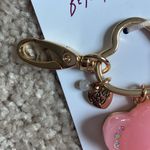 Betsey Johnson big gummy bear key ring Photo 2
