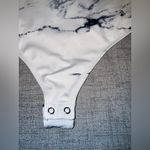 EXPRESS Size Large Body Contour High Compression Marble Scoop Neck Thong Bodysuit Photo 6