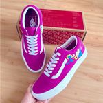 Vans Old Skool Shoe Suede Floral
Fuchsia Women's Size 8.5 US
VNOA4BV5TPK Photo 8