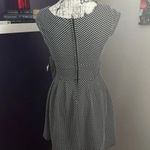 Emerald Sundae Fit and Flare Dress. Size 5 (Jrs) Black and White - NWT Photo 9