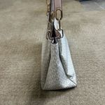 Michael Kors  Trisha Large Triple Gusset Logo Shoulder Bag (vanilla,multi) Photo 4