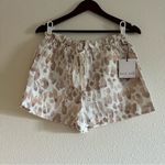 Bella Dahl NWT Ruffle Waist Short in Mojave Spots Print Size Small Photo 3
