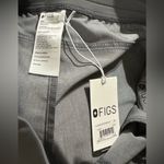 FIGS  Kade Cargo scrub Pants size Large NWT gray graphite Photo 9