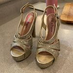 Pink and pepper  Gold Multi Texture Strappy Heels Pumps Photo 2