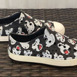 Mickey Mouse natives shoes women’s size 7 Black Photo 0