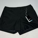 Nike Women’s  Golf Shorts Black Dri-Fit Size 8 Medium Photo 1