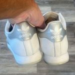 Adidas  Samoa silver white size 7 Photo 3