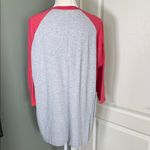 Simply Southern  Raglan Baseball Tee “Oh Christmas Tree” Truck Gray/Red Size XXL Photo 4