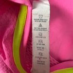 Under Armour  Heat Gear Semi Fitted Athletic Wear Pink Top Size Small Photo 6