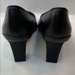 LOGO By Lori Goldstein LOGO Lori Goldstein Women’s Liza Leather Reptile Embossed Black Pointed Heels Photo 6