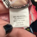 Laura Ashley Sleeveless Beaded Accent Floral Stretch tank top M Photo 2