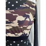 Womens Camo Crop Top Sm Long Sleeve Elastic Band Green Tan Camouflage Activewear Black Photo 9