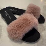 Chinese Laundry NWT Pink Midnight Faux Fur Slide Sandal Women's 8 Coquette Cute Photo 0