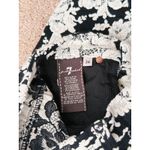 7 For All Mankind NWT High Rise Skinny Jeans White Rose Jacquard 24 Feminine Photo 2