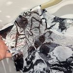 Milano Womens Top Medium Black Gray Floral Lace Detail Short‎ Sleeve Photo 2