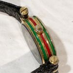 Gucci Vintage 80s Gold Tone w/ Red & Green Enamel Round Ladies Watch Black Band Photo 4