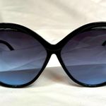 Chic Large Cats Eye Black Frame Blue Lens Sunglasses Photo 4