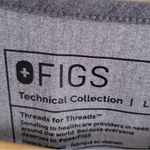 FIGS  Catarina one pocket, v-neck scrub top, sz L Photo 6