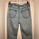 Tinseltown Juniors' Destructed Mom Jeans Size 7 Light Wash With Holes Photo 4