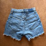 Abercrombie & Fitch Curve Love 4” Mom Short High Rise Photo 2