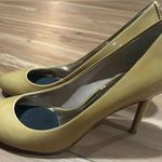 Coach  Elegant Mustard Yellow Pumps Size 6 1/2 Photo 0