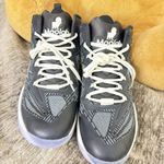 Moolah Kicks Women's Neovolt Pro v2 Medium Width Basketball Shoes, Size 8 Photo 1