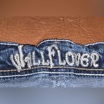 WALLFLOWER Flower Smiley Face Denim Jean Shorts Size undefined Photo 2