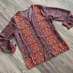 Violet+Claire  Buttoned Blouse w Printed Design size M Photo 0