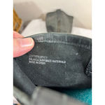 Women's Born Knee Photo 9