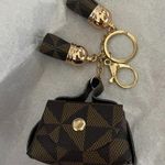 New Luxury Inspired Damier Handbag w tassles Key chain and bag charm Photo 0