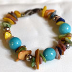 Source Unknown VTG Multi Color Stacked Shells Blue Beads 5.5" Casual Beach Vacation Bracelet Photo 0