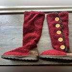 Muk luks Button Up Knit Boots Faux Fur Trim Winter Warm Comfy Size 6 Red Photo 1