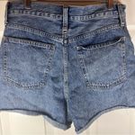 Madewell  Mom Jean Short in Streamside Wash‎ Size 27 Photo 7
