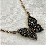 Rhinestone butterfly dainty pendant necklace Photo 3