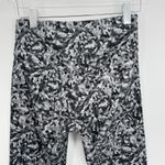 Soft Surroundings  Must Have Leggings women’s small abstract pattern black gray Photo 3