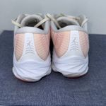 Mizuno  Wave Rider 26 SSW Women's 9 Running Shoes Peach White Active Casual Photo 1