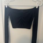 SheIn off the shoulder black crop top Photo 0