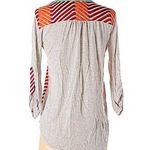 Ezra Womens  Gray Patterned Top - Sz M Photo 2