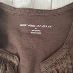 New York And Company New York & Co women M scoopneck to v-cut pleated tank top brown  Photo 5