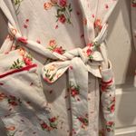 CAROLE‎ HOCHMAN Robe And Nightgown Set Women’s Size Medium Carnation Bouquet White Photo 2