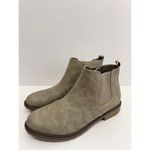 White Mountain Boots Chelsea Style Size 8.5 Womens Taupe Side Zip Booties Photo 1